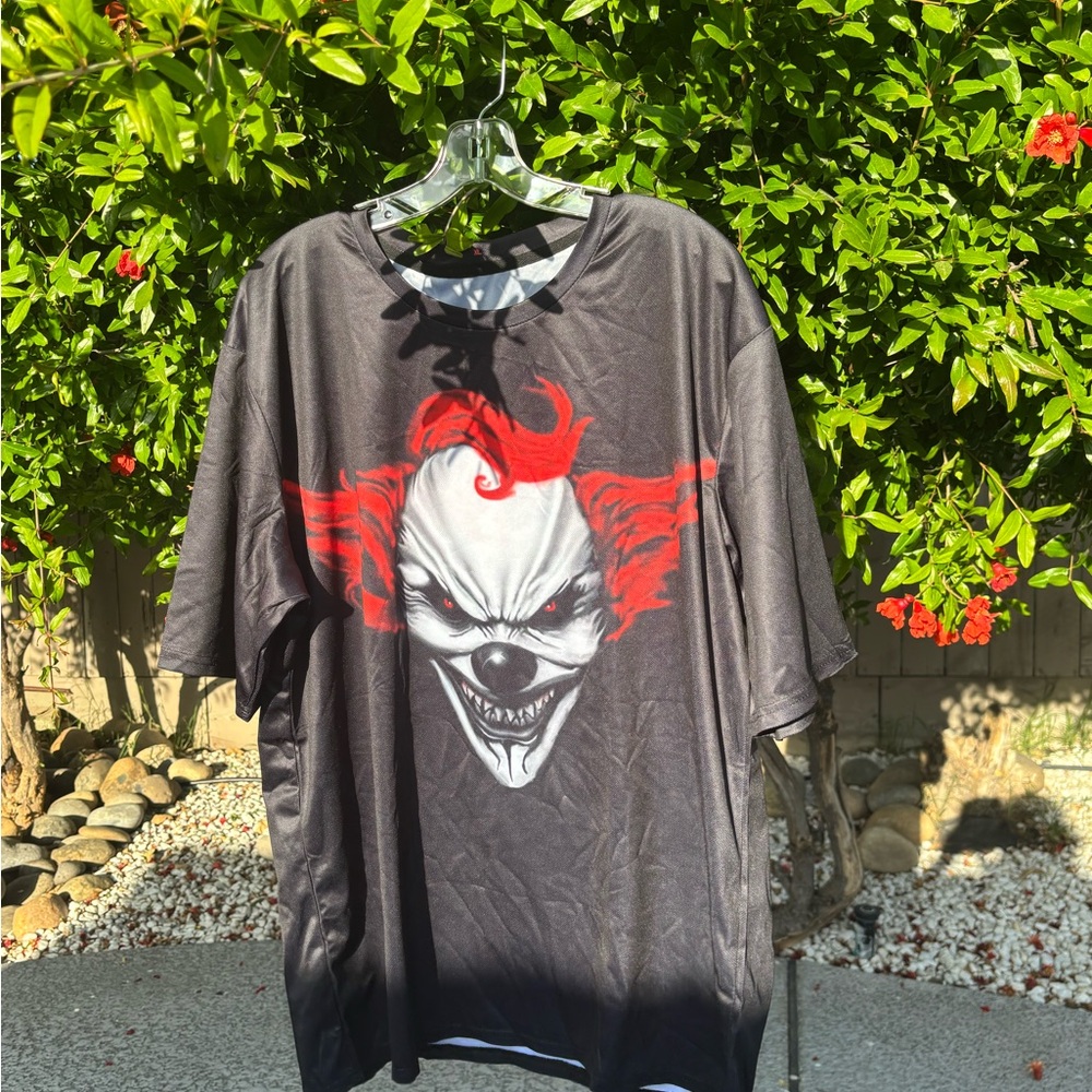 NWT Men's Black and Red Graphic T-Shirt. Both front and back. Size XL Halloween